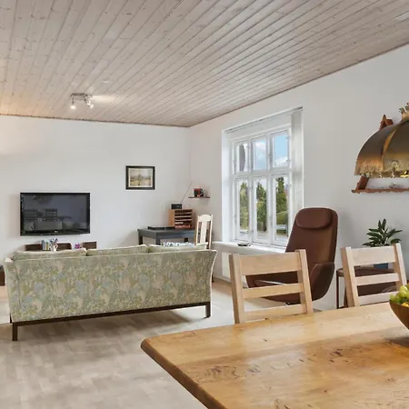 2 Bedroom Cozy In * Ryomgard