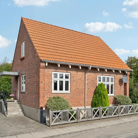 Holiday home 2 Bedroom Cozy In *
